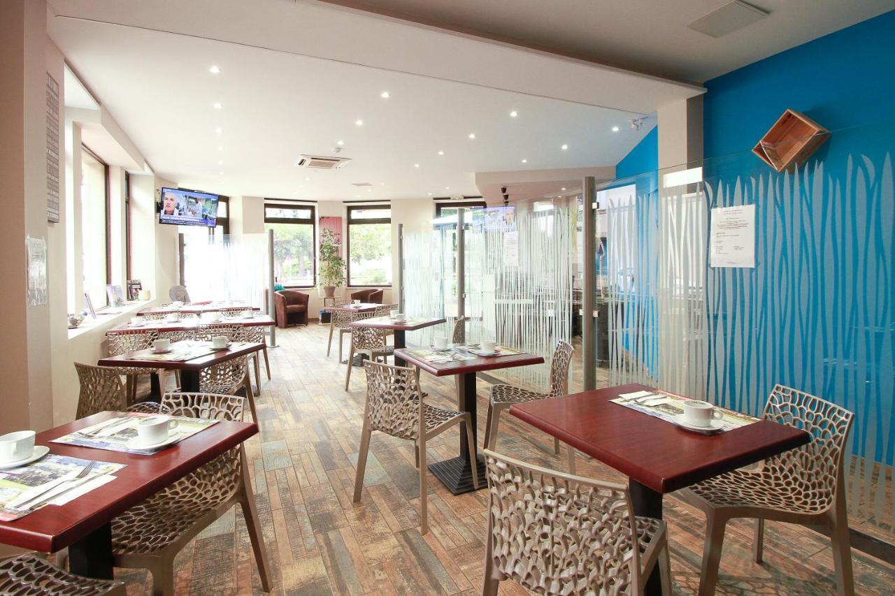 Hotel La Couronne Марманд Екстериор снимка